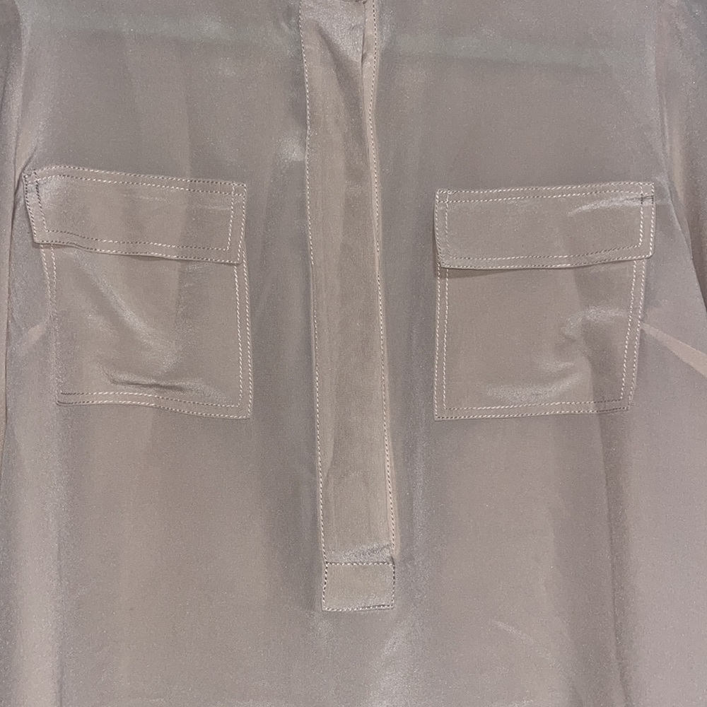 Talbots Long Sleeve 100% Silk Blush Pink Double Front Pocket Top Size M EUC - Picture 3 of 8